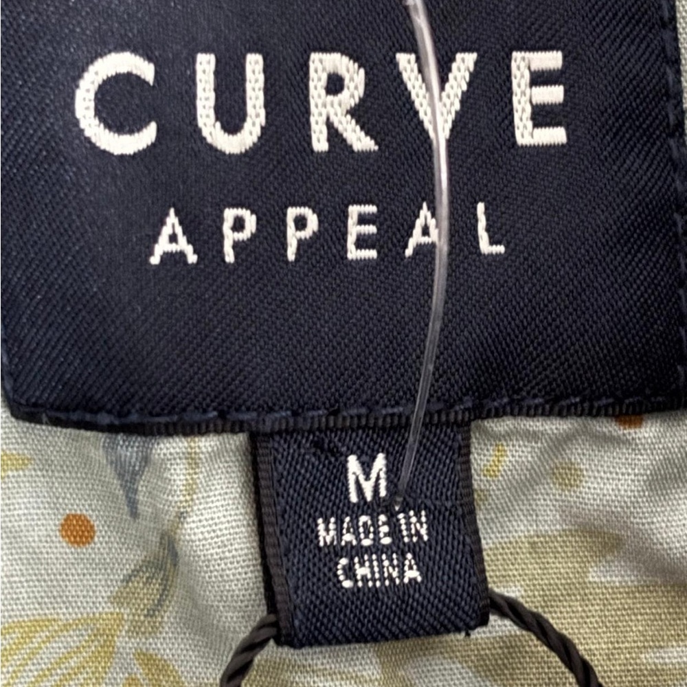 NWT Curve Appeal Denim Jacket Medium Blue Wash Button Front Womens Coat - Picture 5 of 8